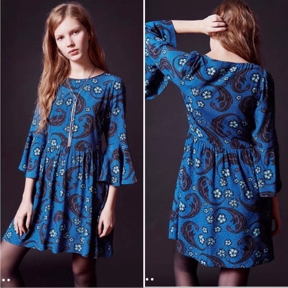 For Love and Lemons Bell Sleeve Floral Dress Size Small - Picture 1 of 8
